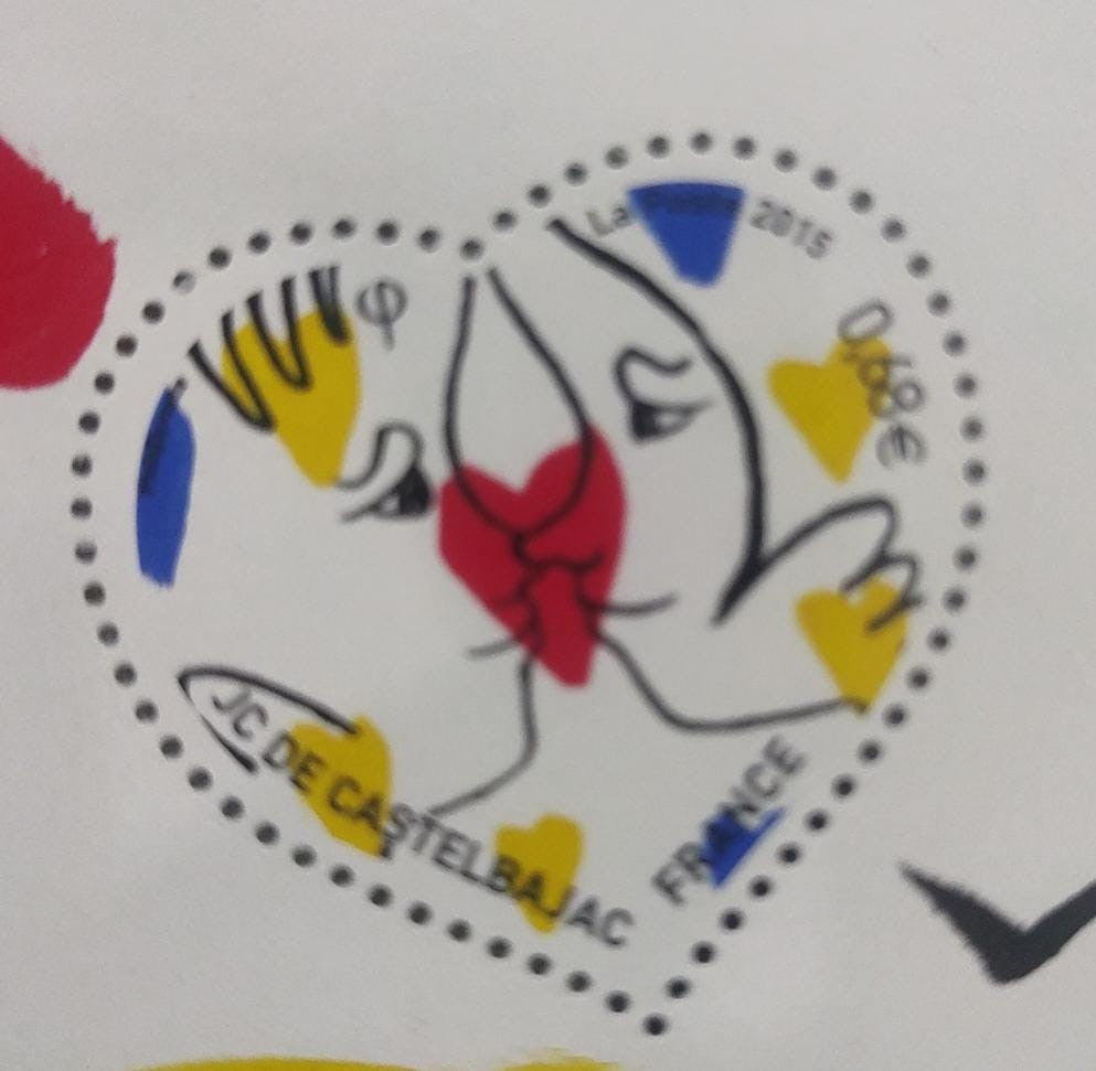 France 2015 heart 💜 shaped stamp