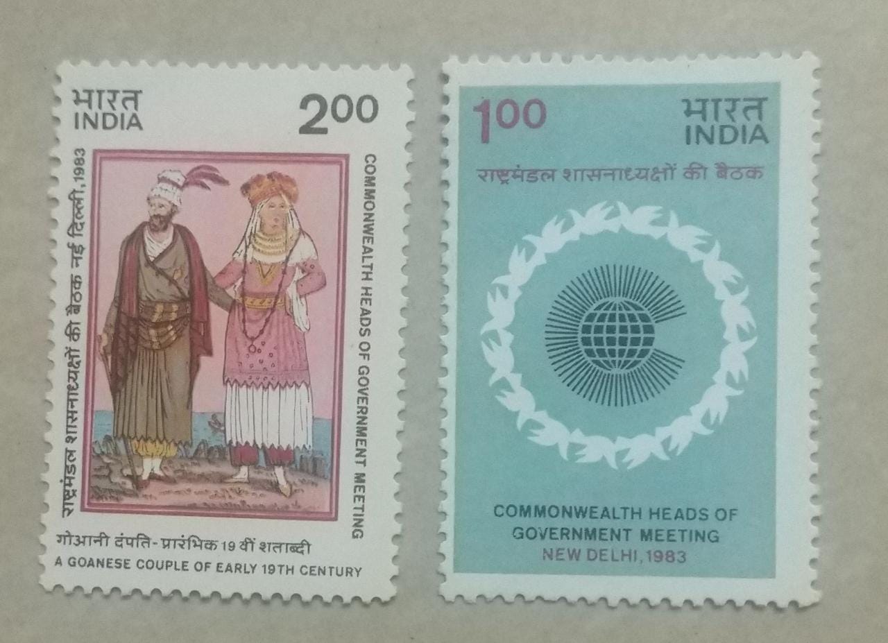 1983 commonwealth pair Mint.