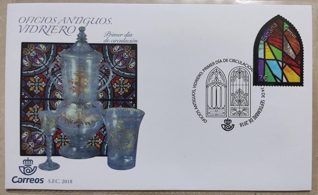 Spain odd shaped transparent stamp with UV gloss printing- FDC Issued in 2018