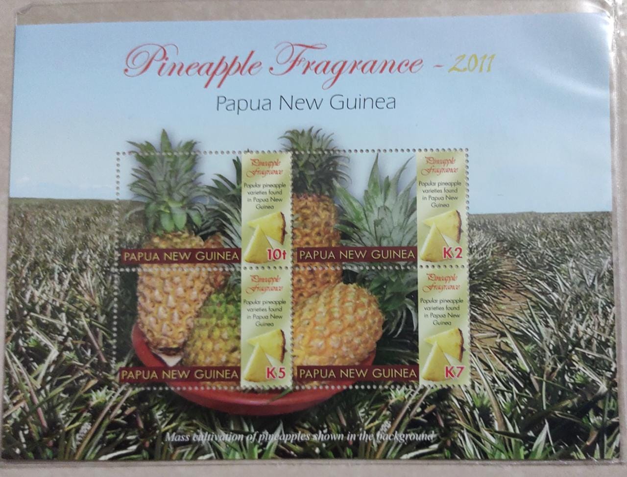 Papua New Guinea 2011 scented ms on Pineapple 🍍.