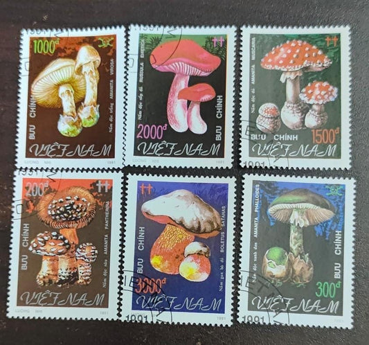 North Vietnam   Set of 6 cancelled stamps on mushroom 🍄