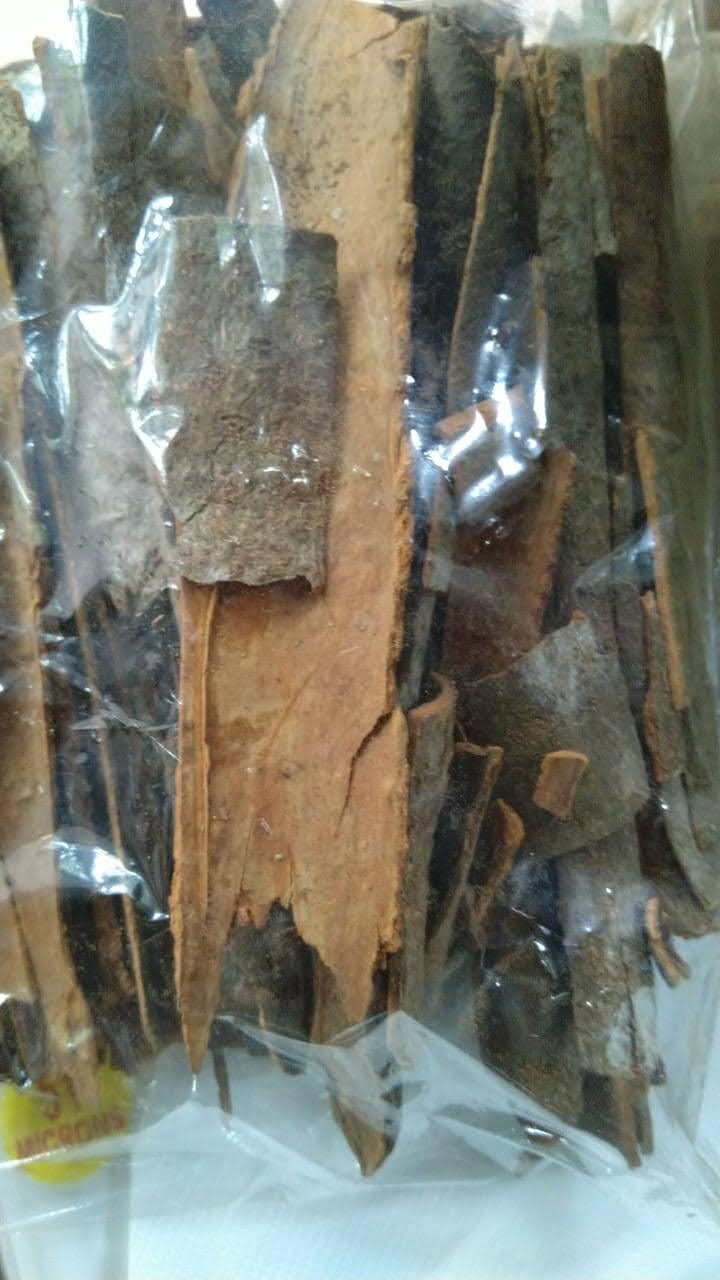 Kerala's Natural Cinnamon-Dalchini (Flat) - Add Subtle Sweetness and Amazing Aroma to Your Dishes