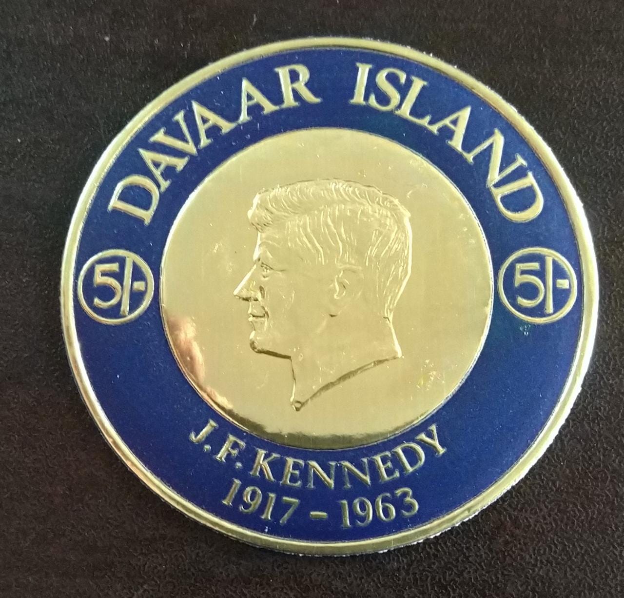 Davaar island Round shaped Gold stamp on JFK.