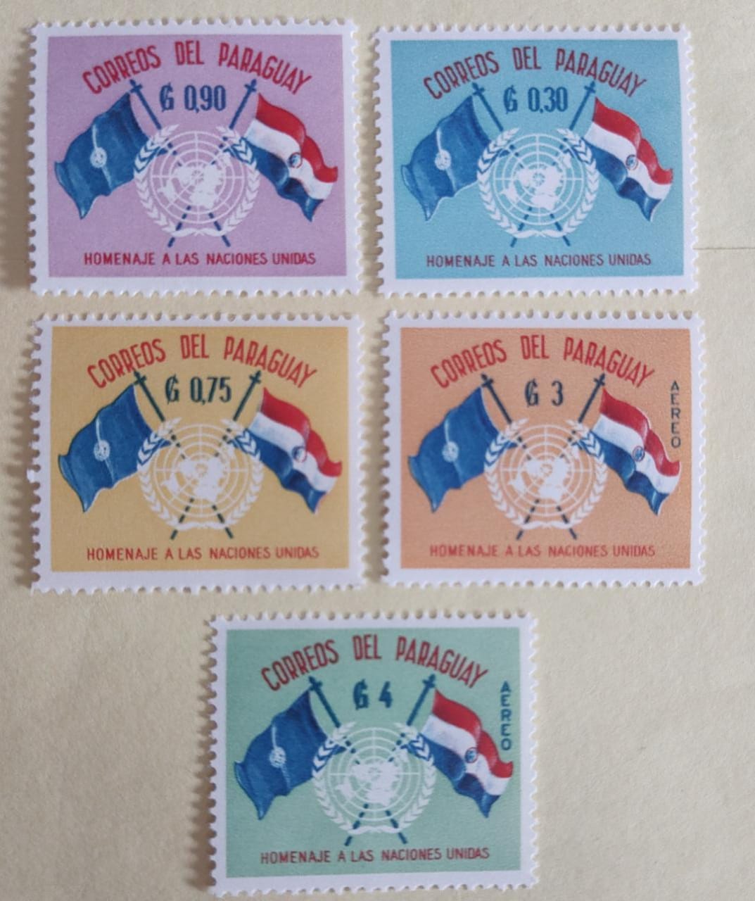 5 v mint set of Paraguay stamps on United Nations and flags theme .